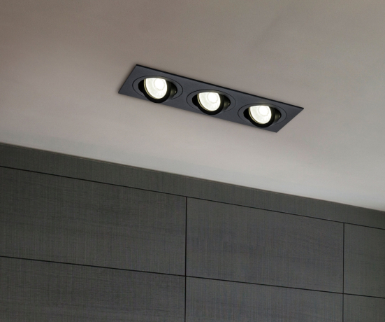 DL024-2-03B Встраиваемый светильник Maytoni Atom 