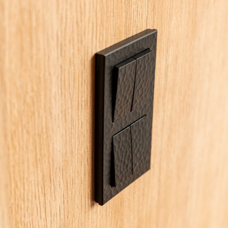 Выключатель проходной двухклавишный без рамки Werkel Hammer черный W1222008