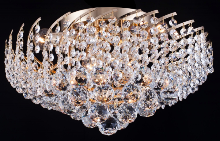 Потолочная люстра Maytoni Karolina DIA120-06-G 