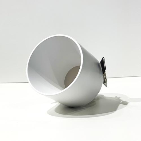 Встраиваемый светильник Italline DL 3025 DL 3025 white 