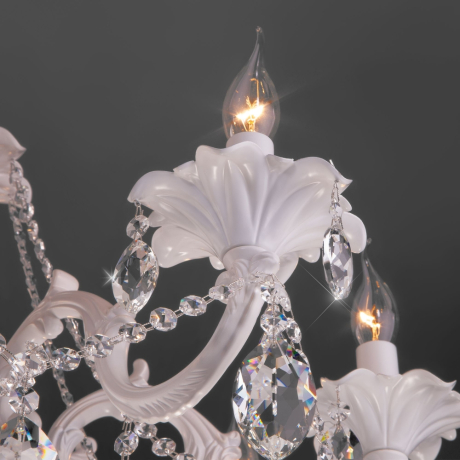 Подвесная люстра Eurosvet Veletta 10108/5 белый/прозрачный хрусталь Strotskis a045451 