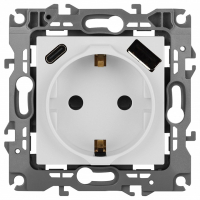 Розетка с заземлением и со шторкой и 2хUSB, без рамки Эра Эра 12 12-4108-01