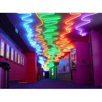 50м. Неоновая лента желтого цвета 2835, 8W, 220V, 120LED/m, IP67 Uniel ULS-N21-2835-120LED-m-8mm-IP67-220V-8W-m-50M-YELLOW -(UL-00003769) 