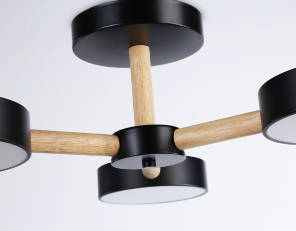 Потолочный светодиодный светильник с пультом Ambrella light COMFORT LineTechFL4823 