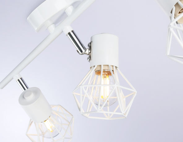 Настенно-потолочный спот Ambrella light TRADITIONAL TR8631 